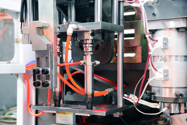 2L Three Head Plastic Bottle Blow Moulding Machine With IML System